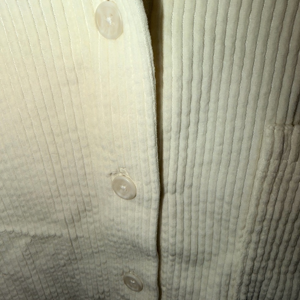 L.L. Bean Cream Men's Shirt - Picture 3 of 6